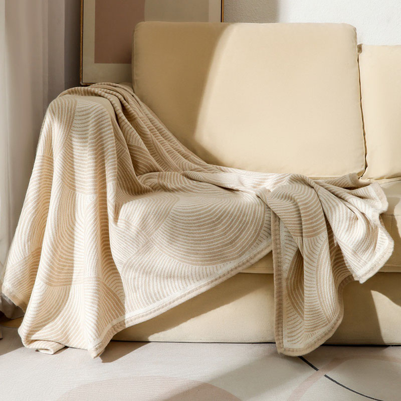 Роскошное одеяло с принтом в в – обзор и цена Home Textiles Luxury